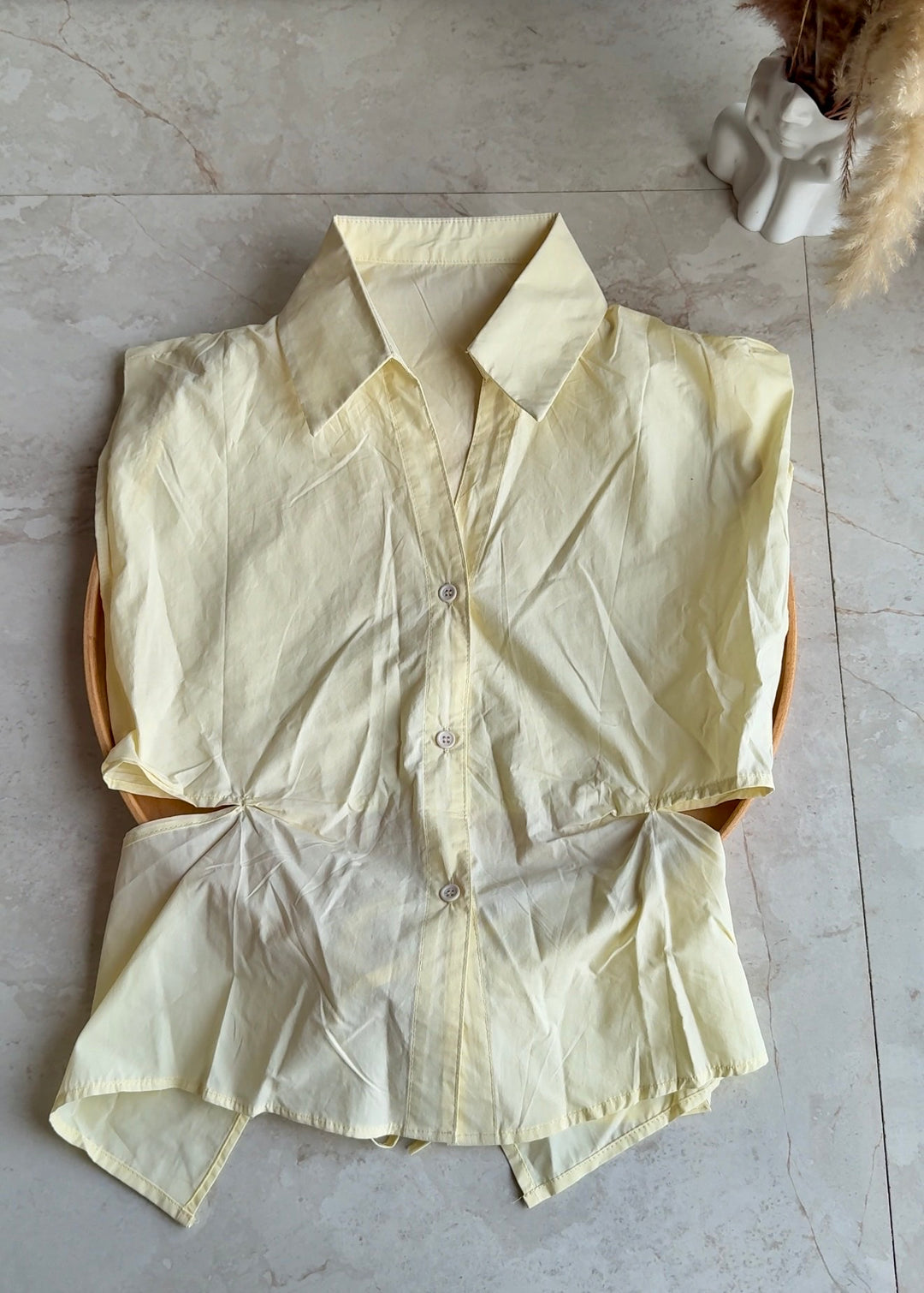 Pepper back tie shirt