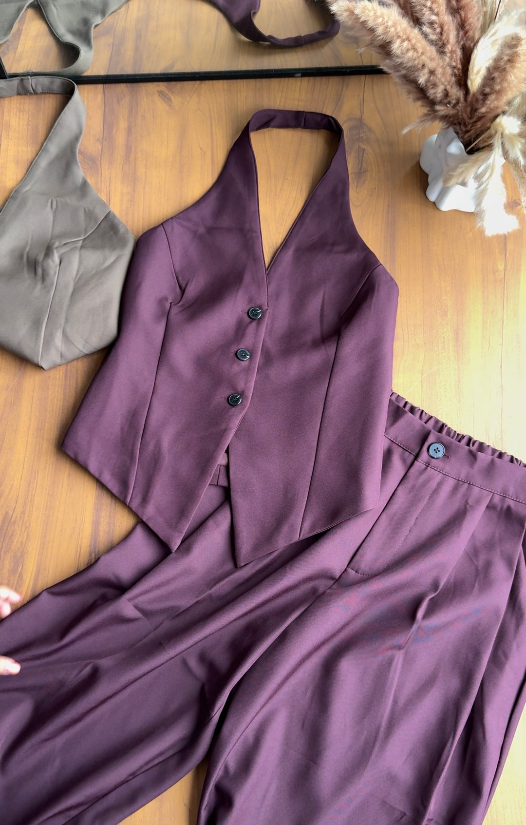 Styles halter neck blazer coord set