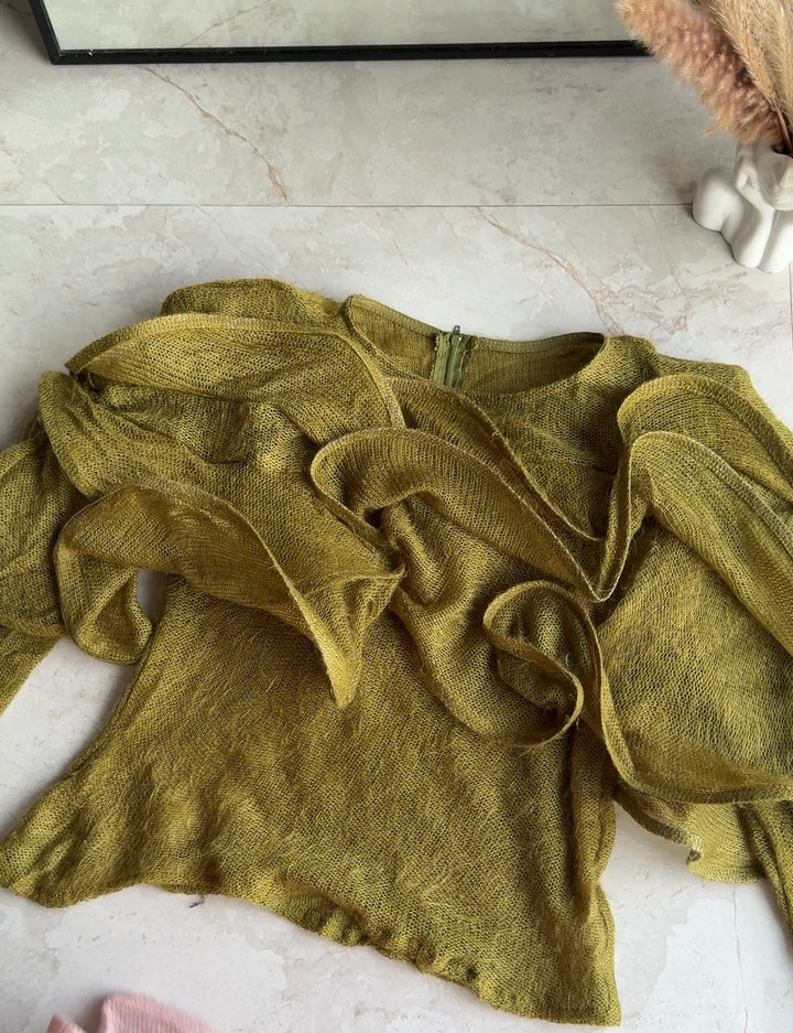 Shea wired ruffle top