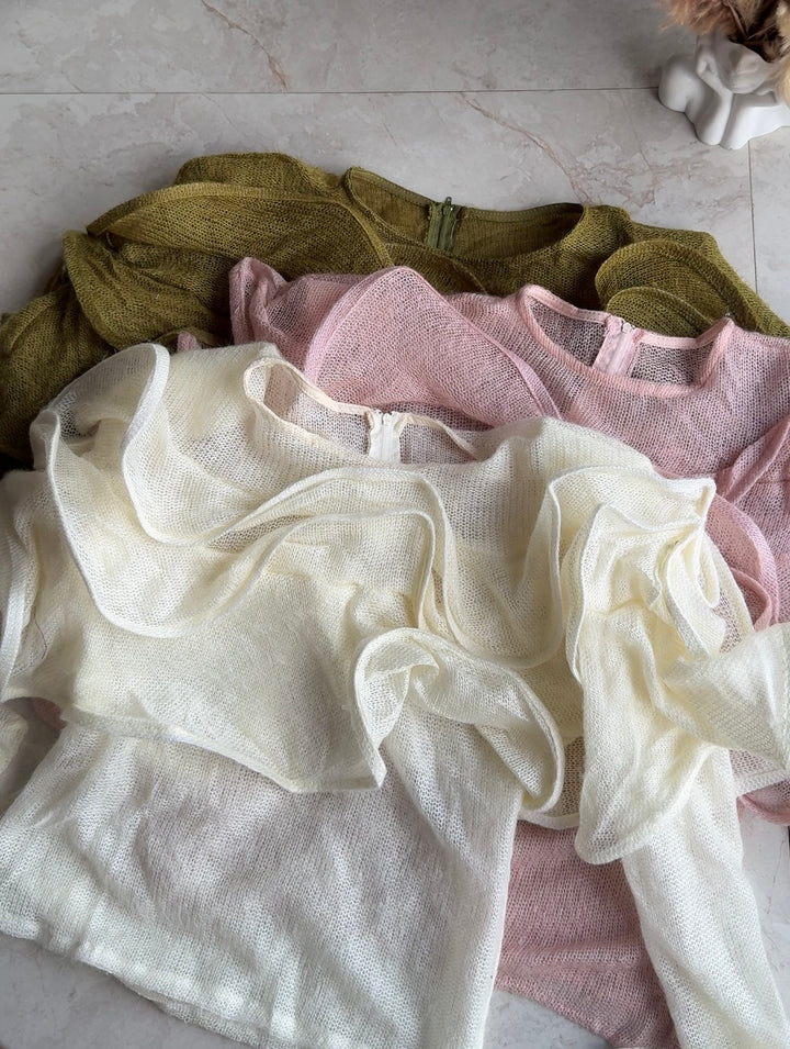 Shea wired ruffle top