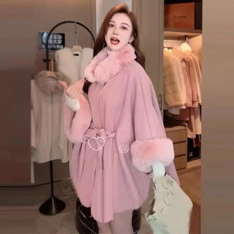 Maurice woollen cape