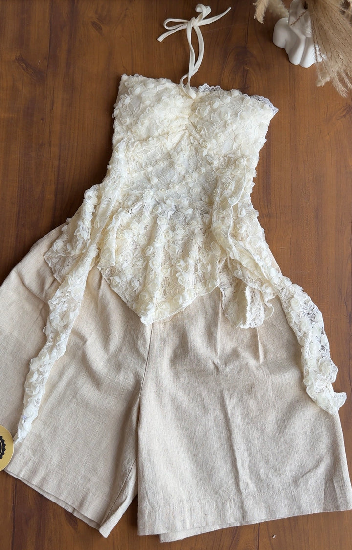 Dua lace padded top