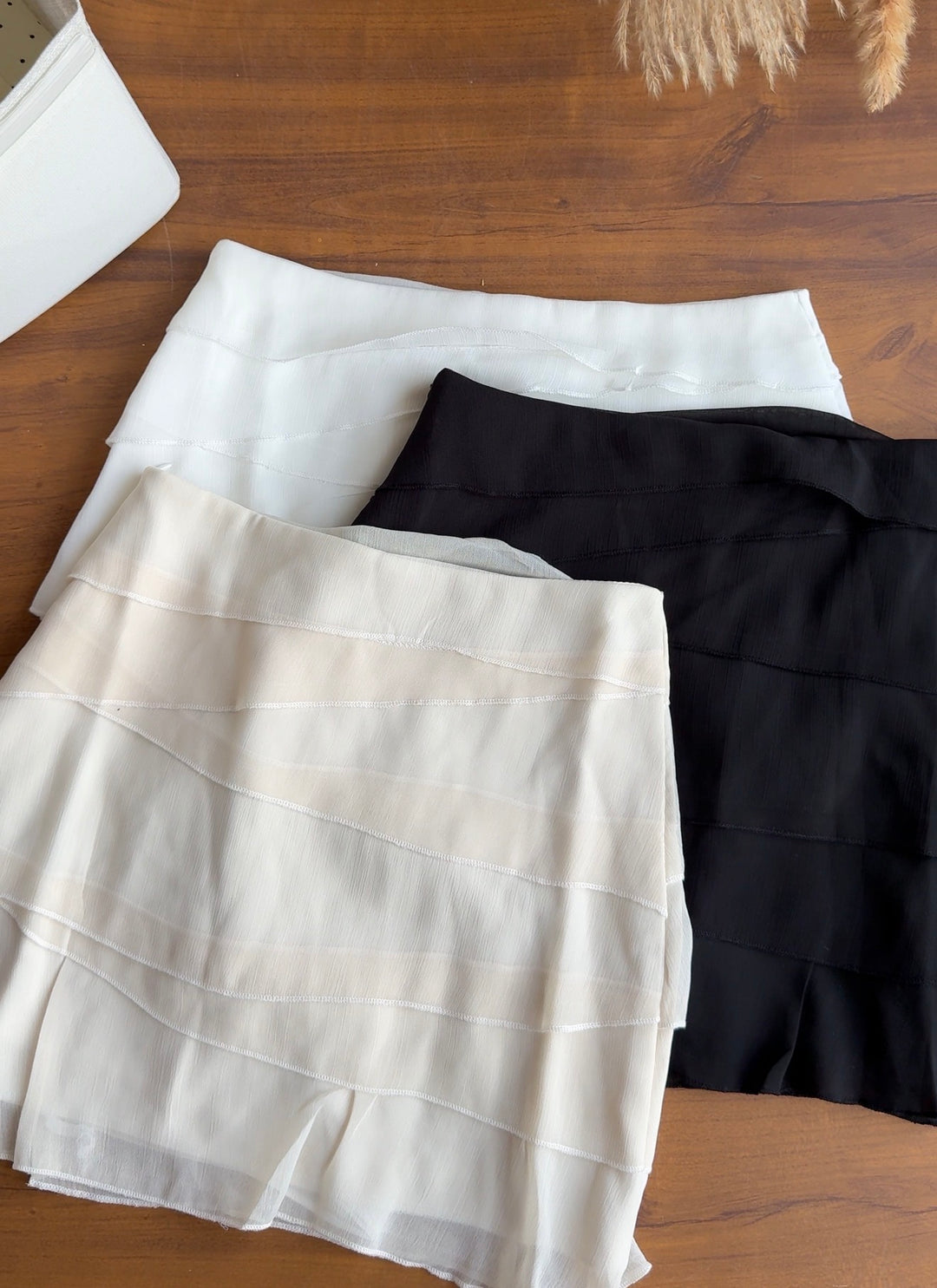 Lucy ruffle skorts