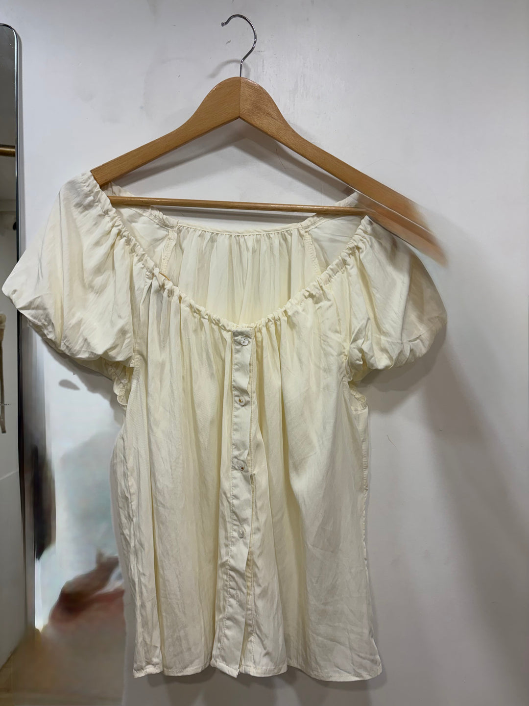 Half sleeves front tie top