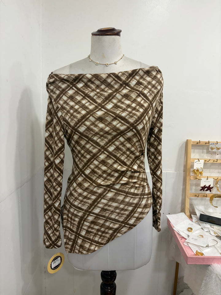 Full sleeves brown top