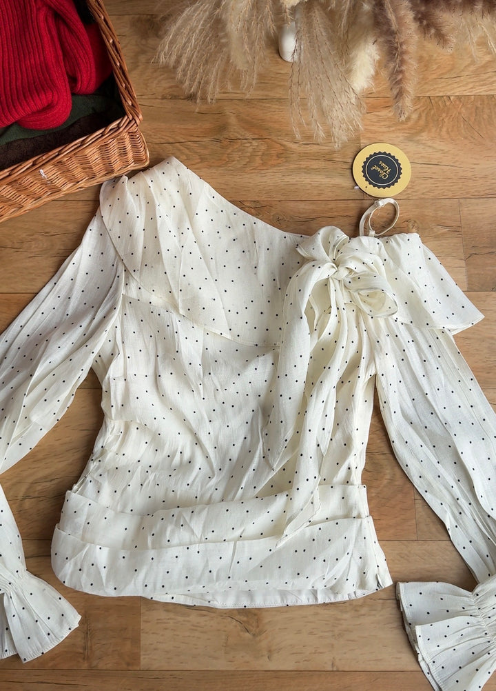 Bruno off shoulder full sleeves top
