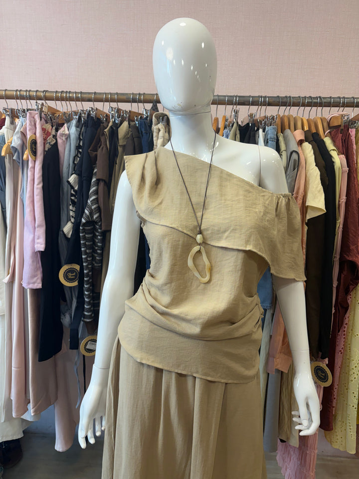 Hannah off shoulder coord set