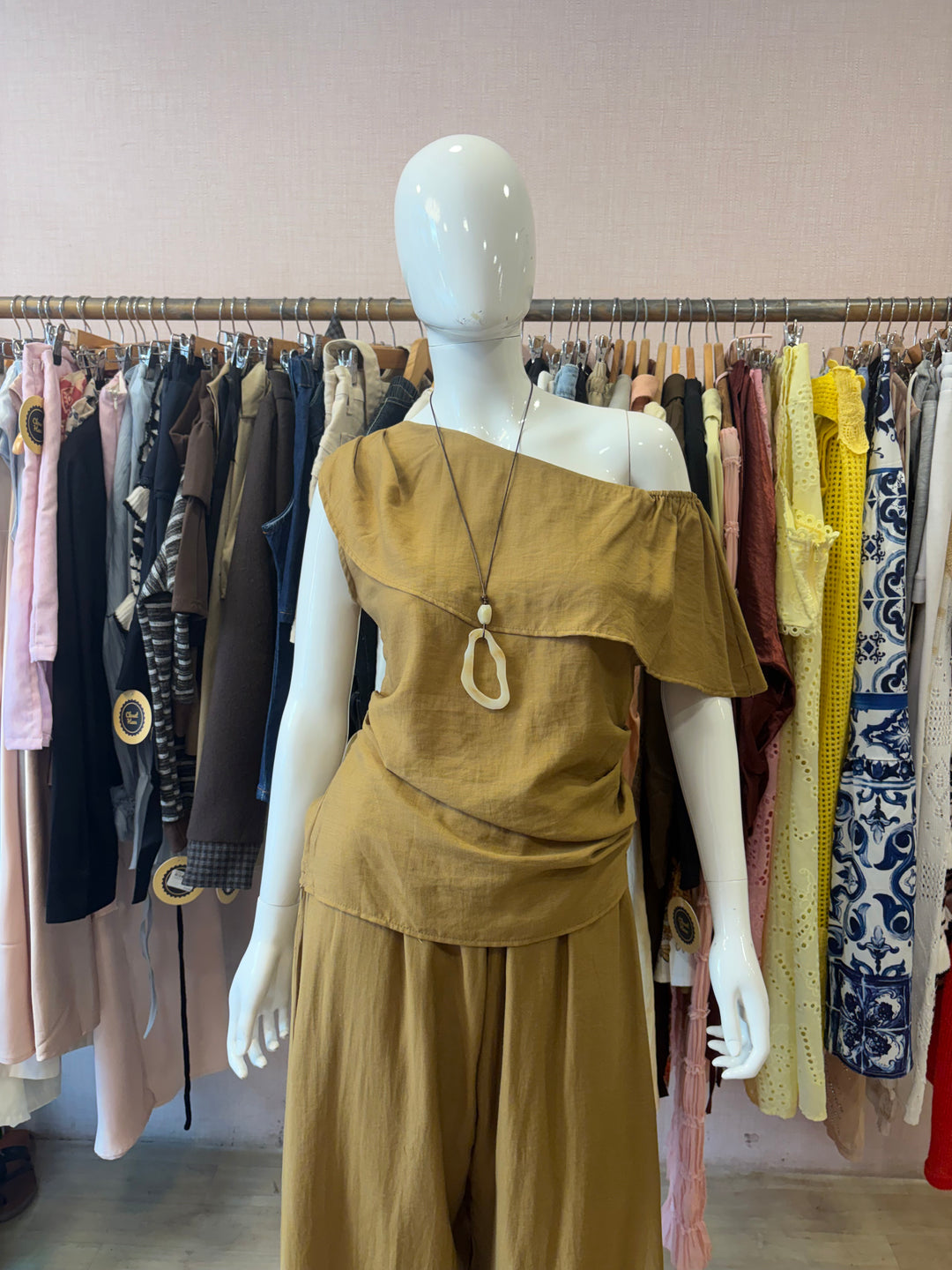 Hannah off shoulder coord set