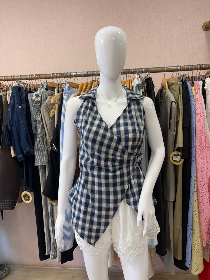Iryna collar top