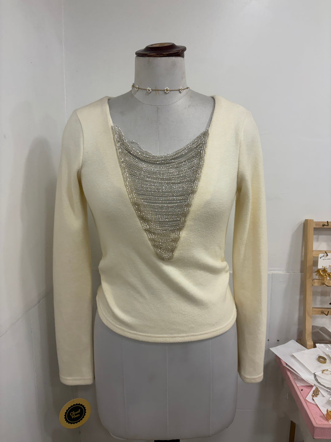 Full sleeves party top- white