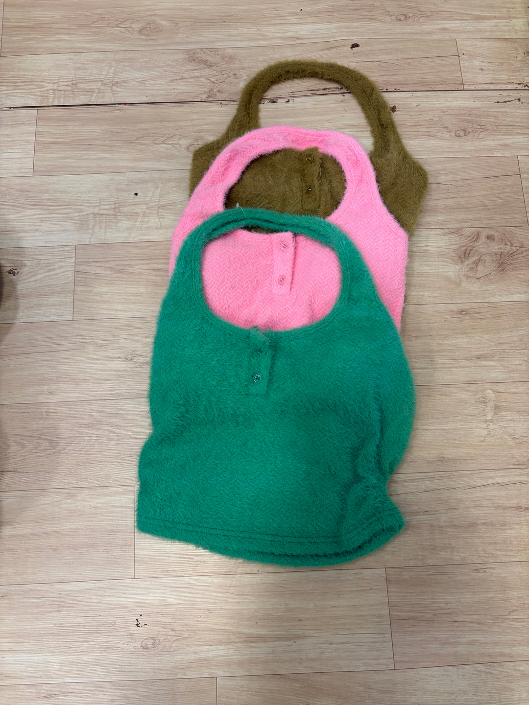 Halter neck padded crop top