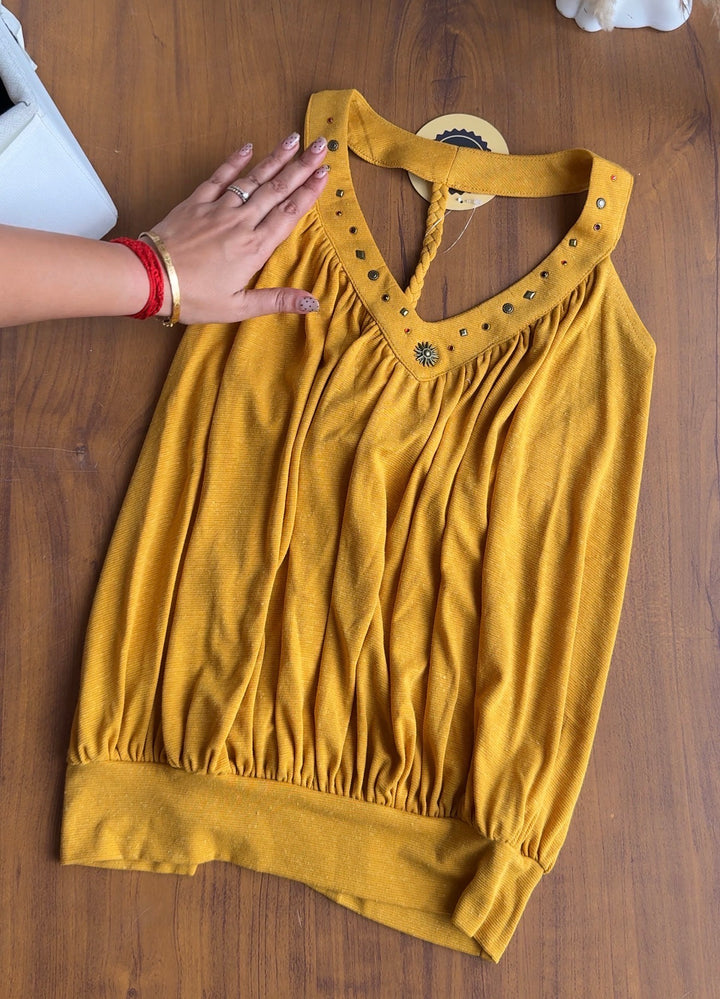 Angel twisted back top