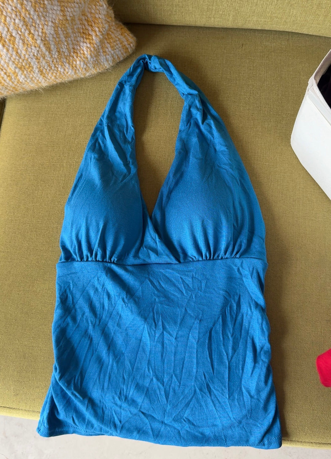Cincin halter neck top