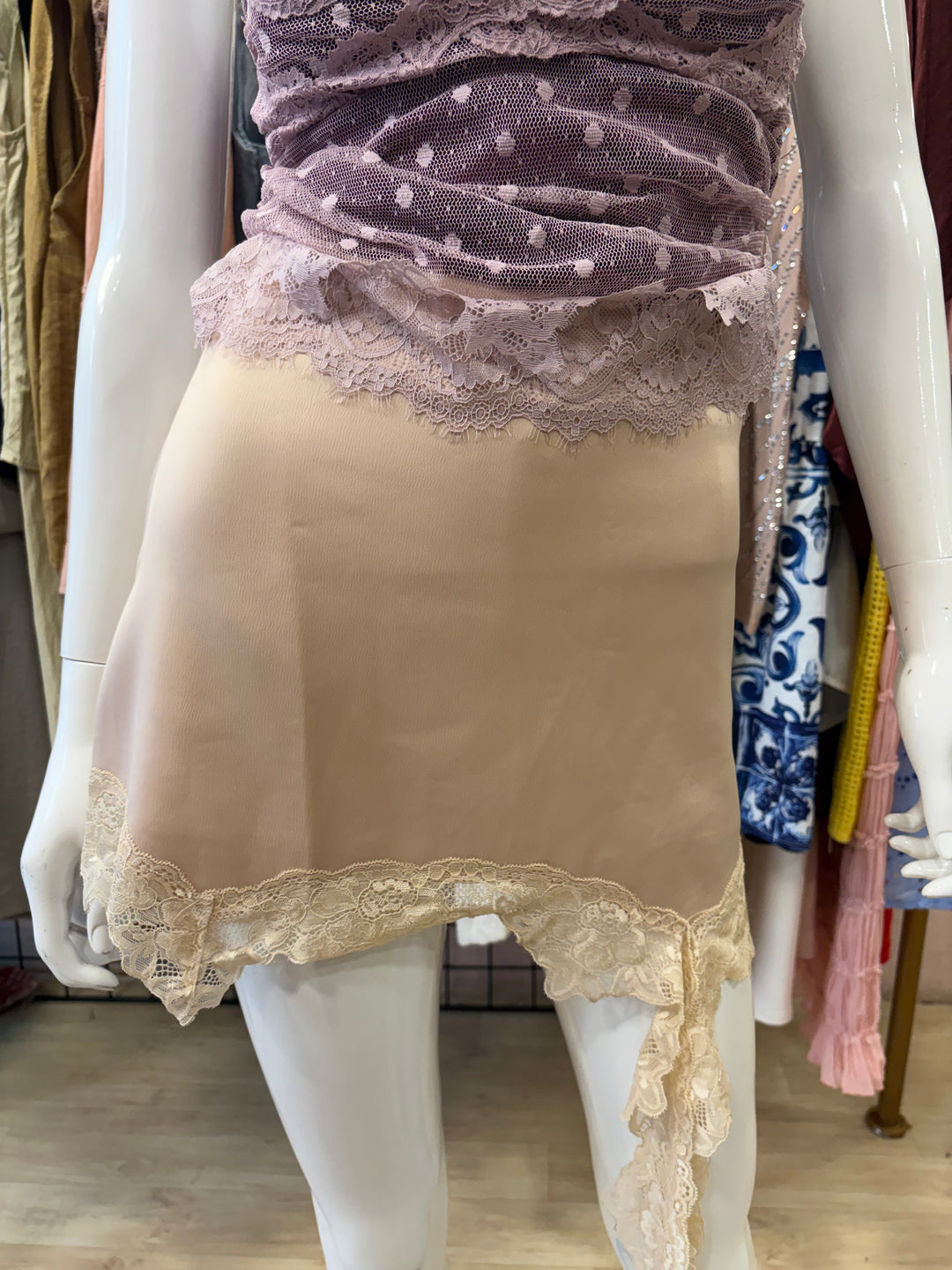 Craig lace skirt