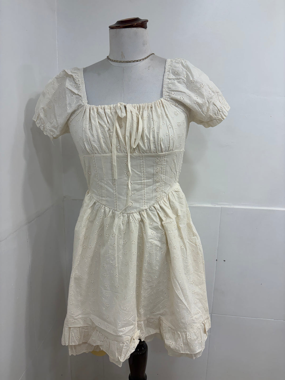 Cotton detailing summer dress