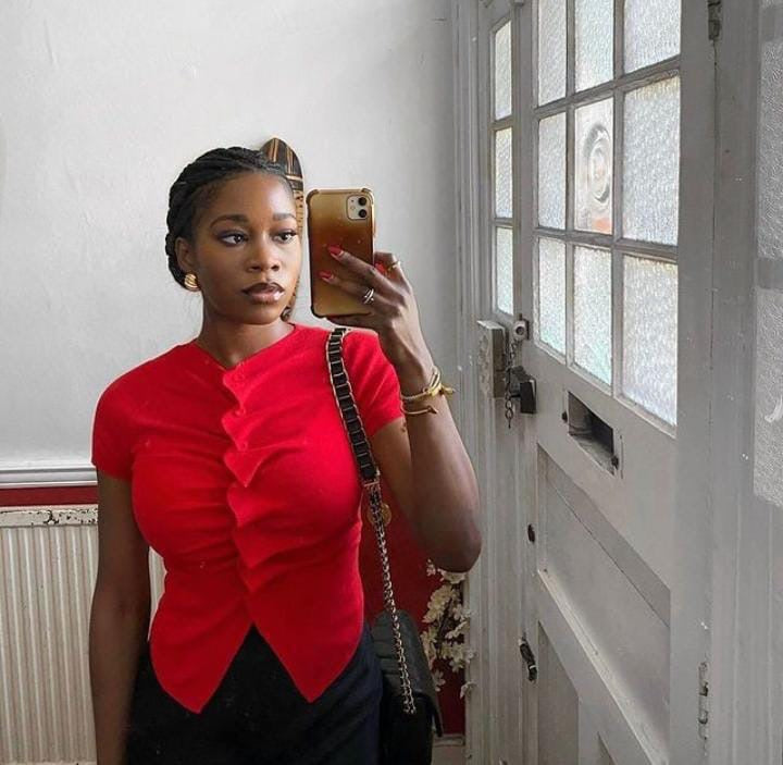Berlin Half Sleeves Top