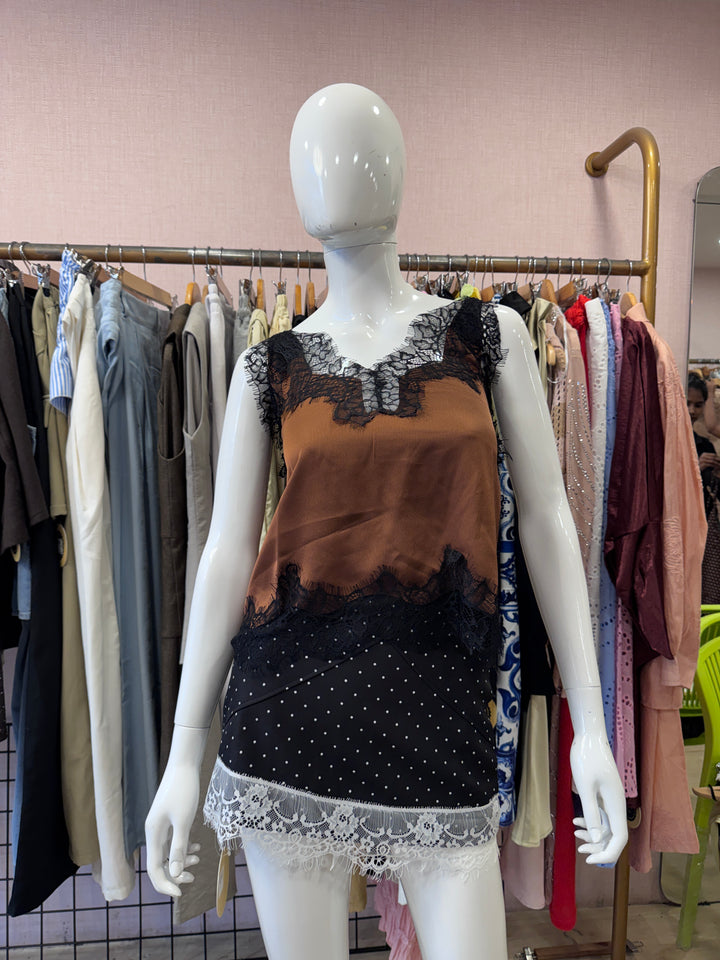 Quinn lace skirt