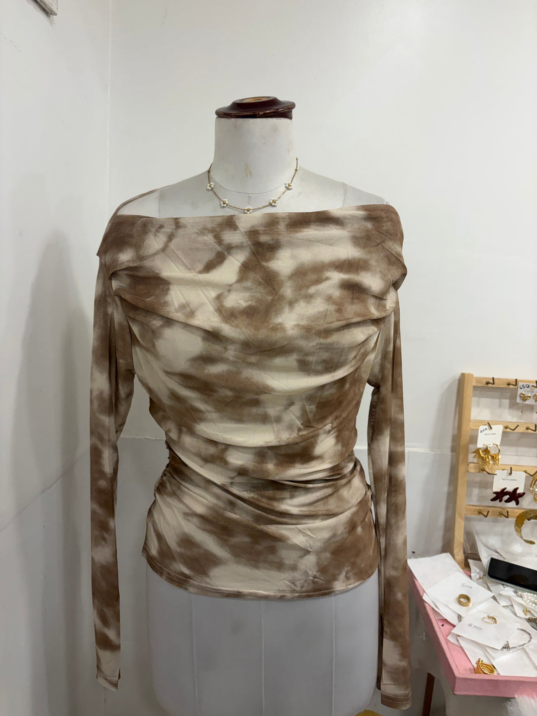 Full sleeves mesh top- brown