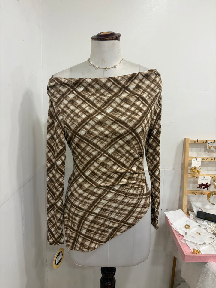 Full sleeves brown top