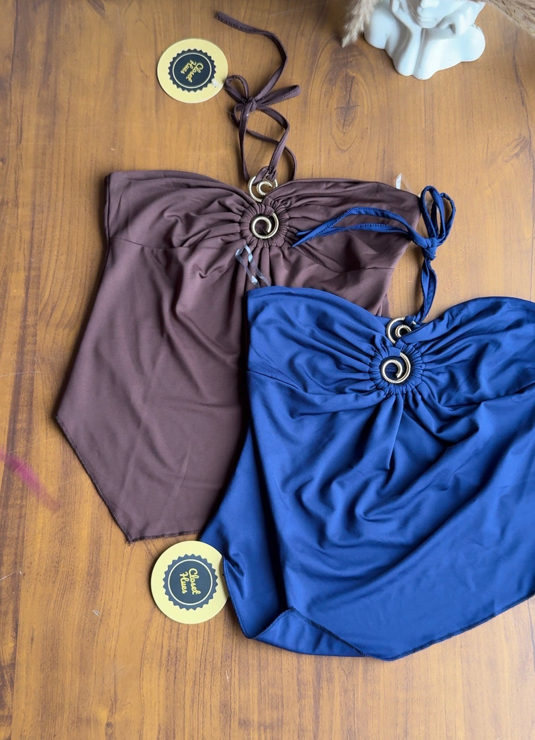 Thomas buckle top