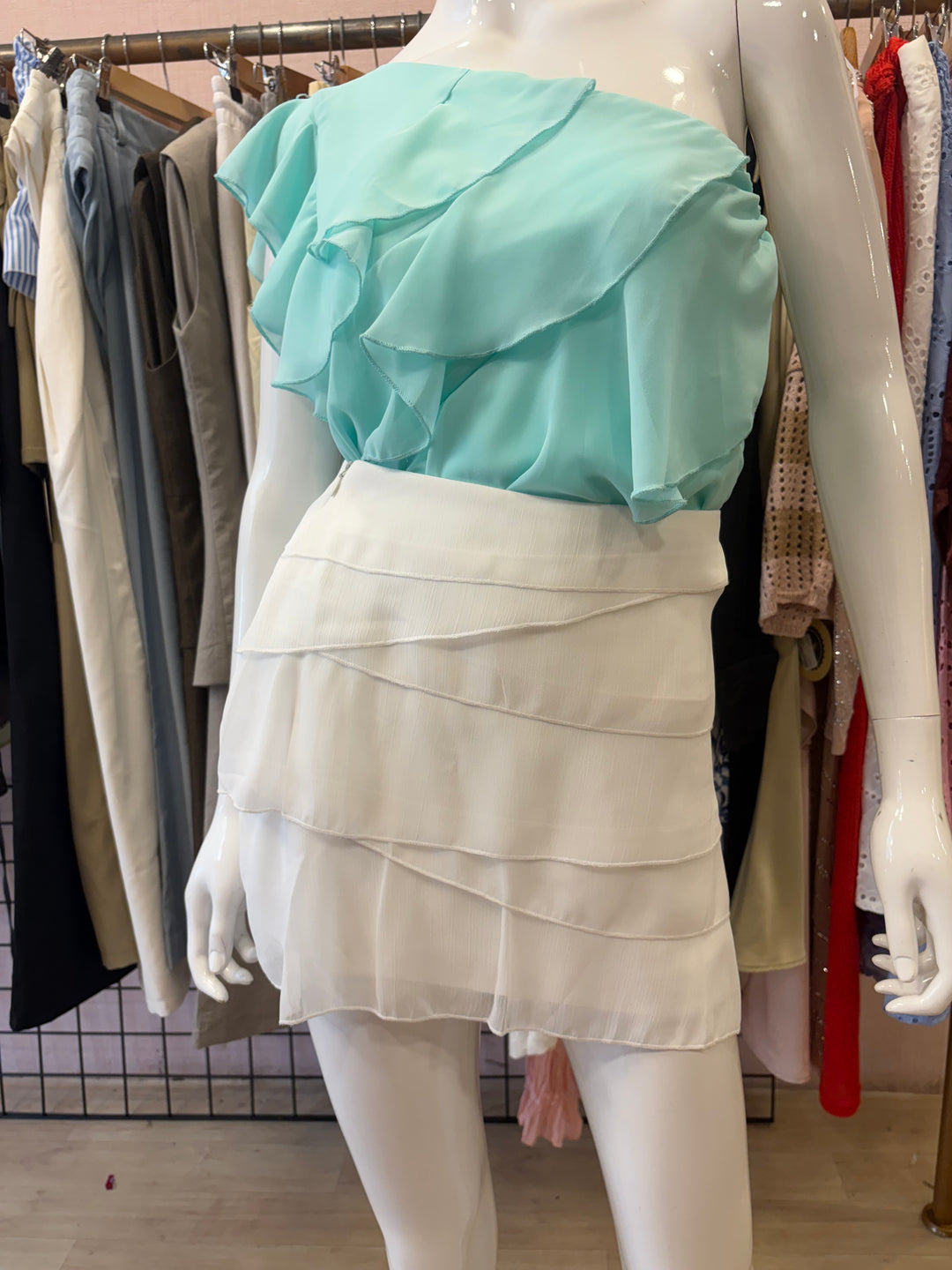 Lucy ruffle skirt
