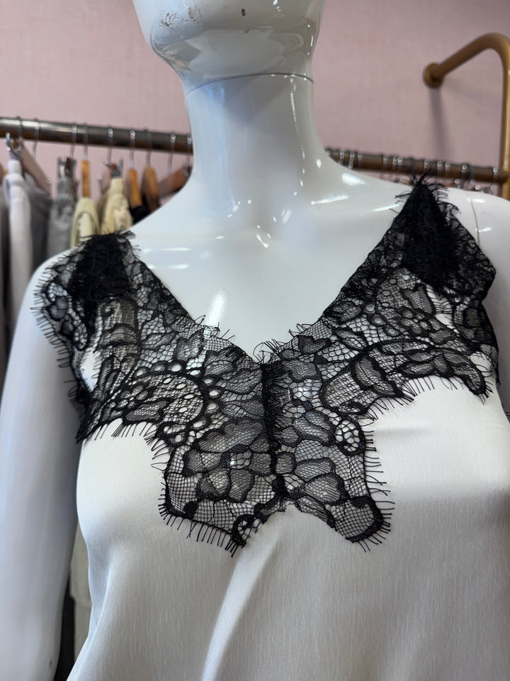 Olivia lace top