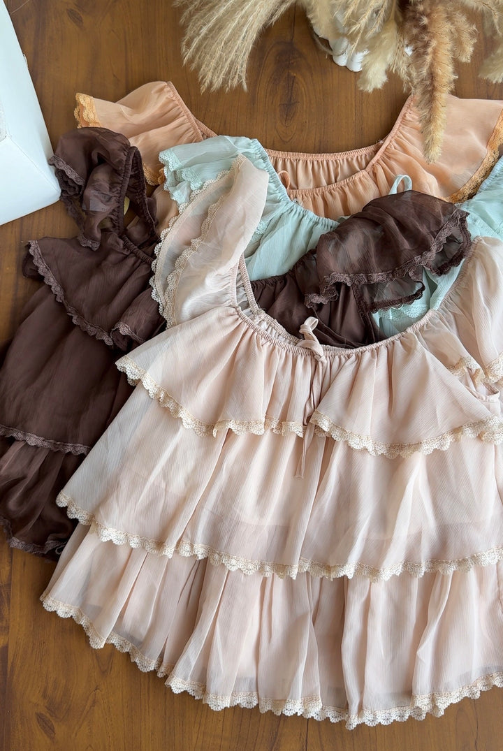 Delilah ruffle top