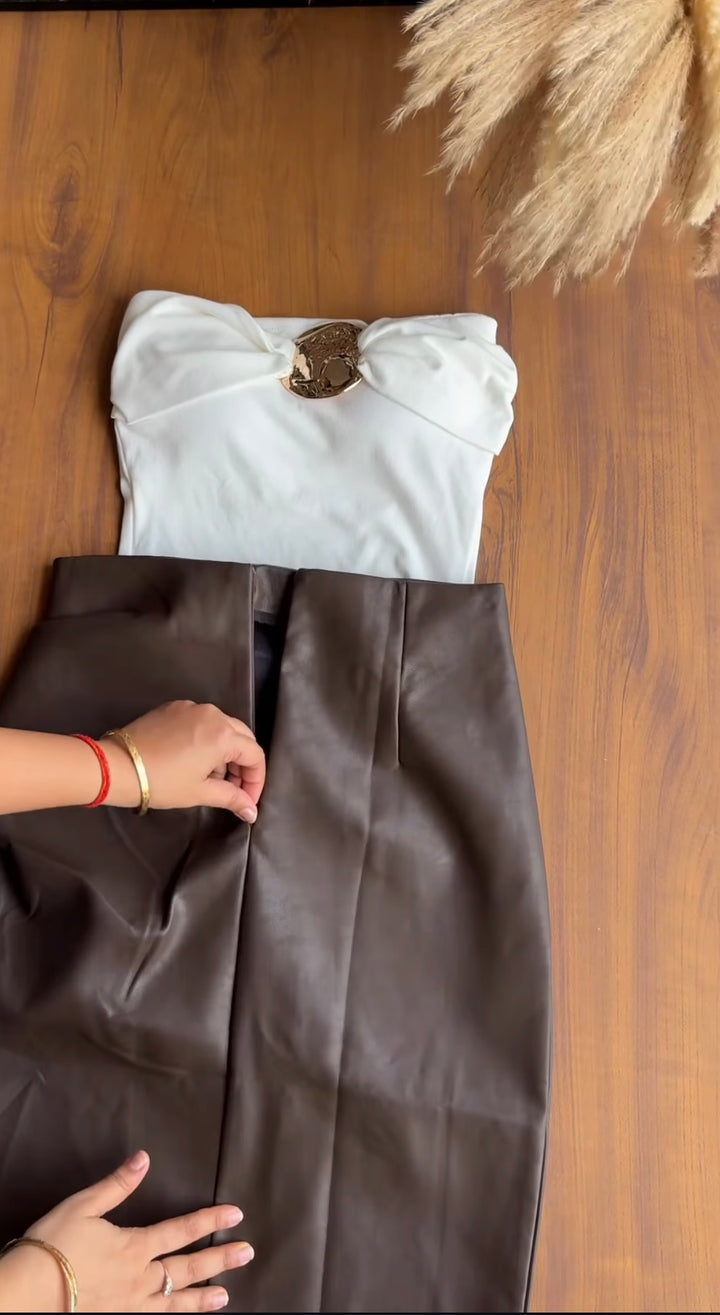 Chuck high waist leather skirt