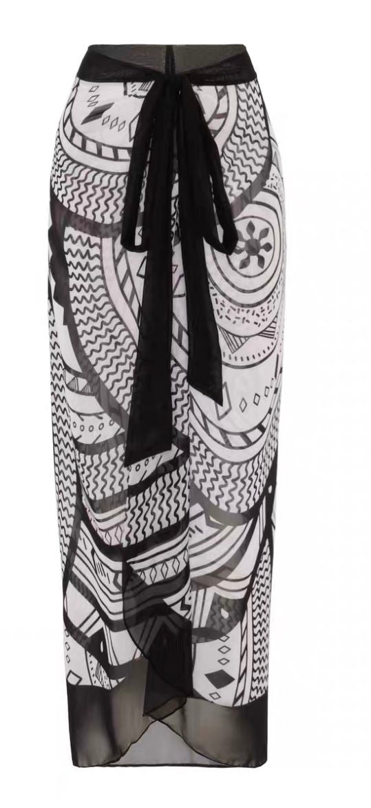 Lovette black and white three piece swimsuit