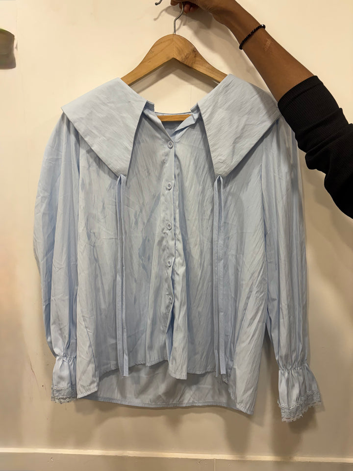 Ursulla collar top