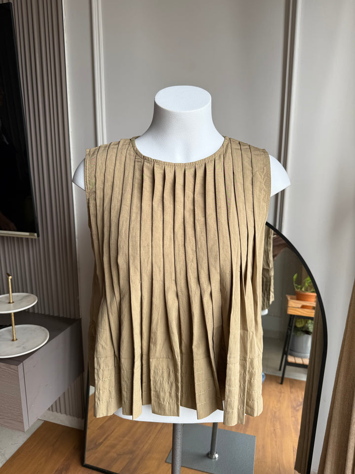 Connor pleated top