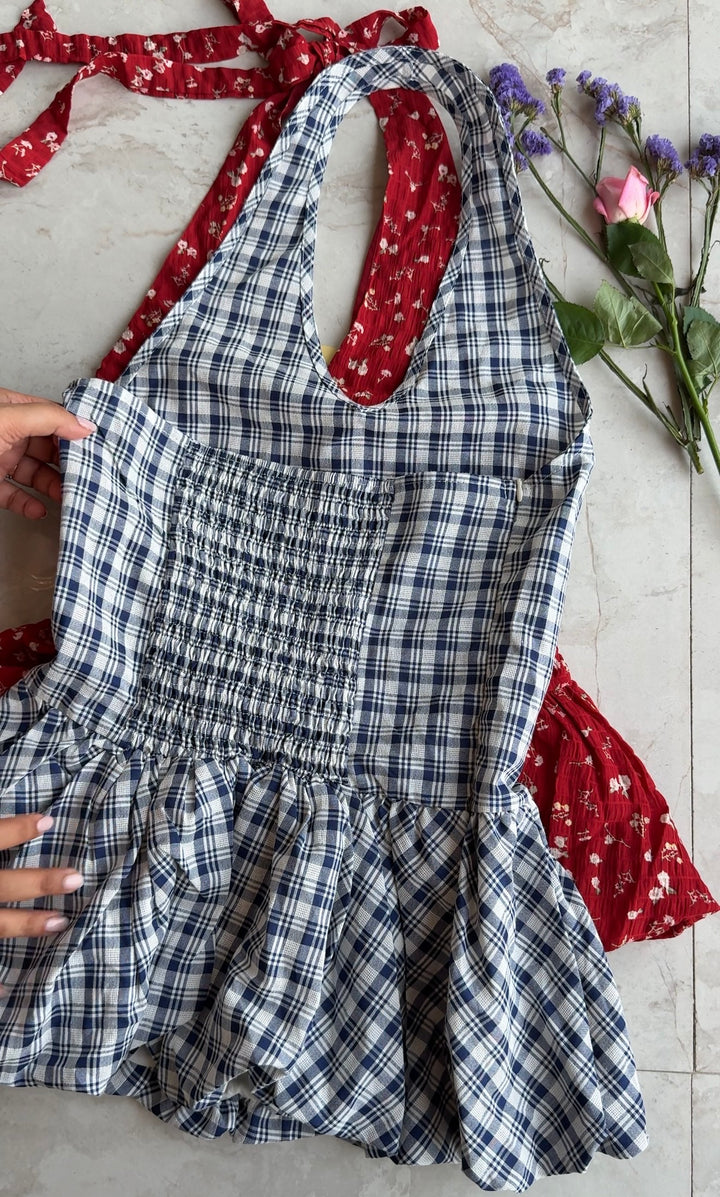 Eclair chequered halter neck top