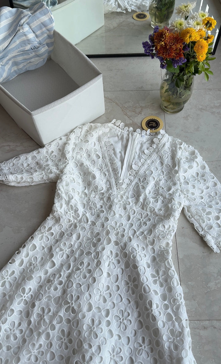 Empress lace midi dress