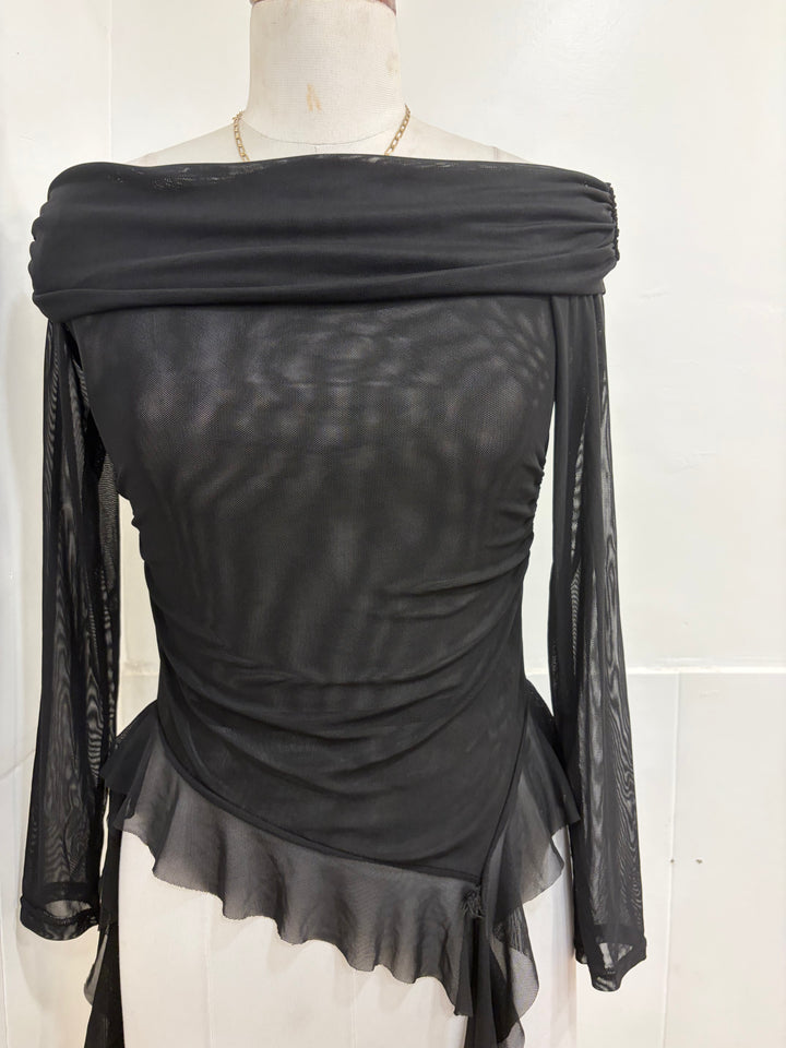 Full sleeves frill top- black