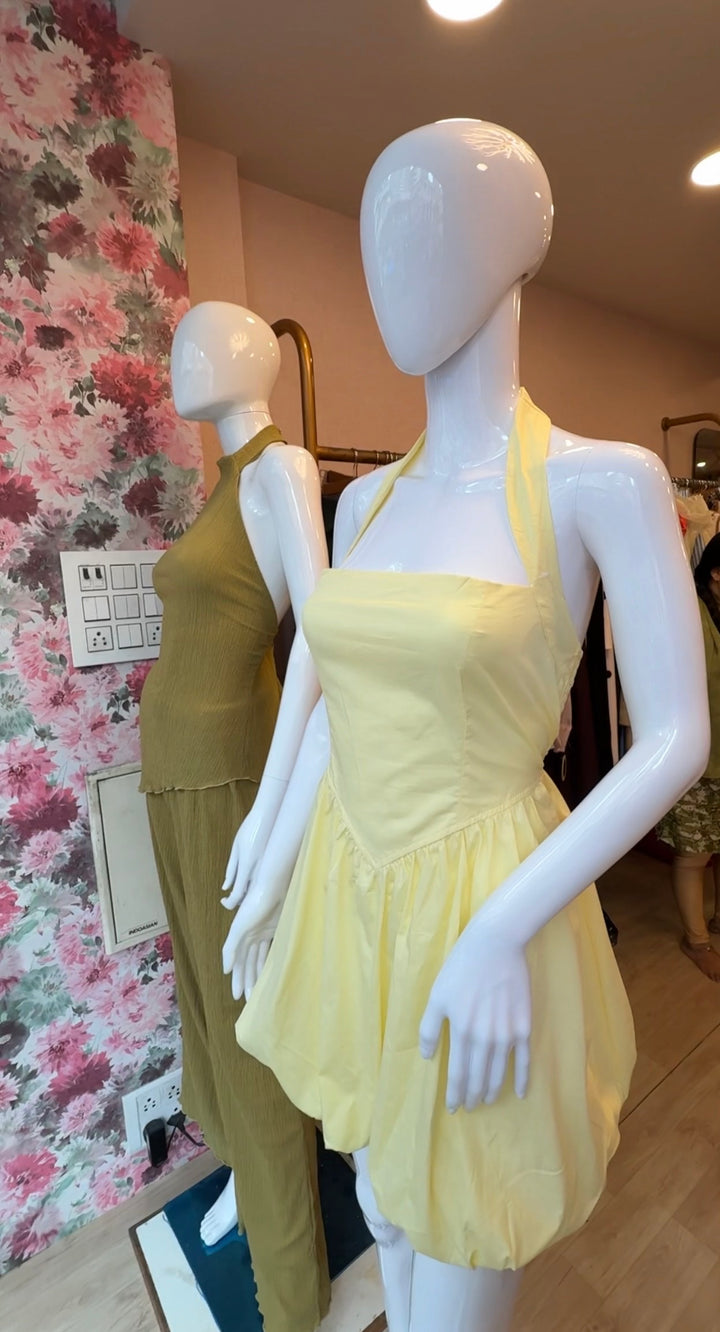 Almond ballon dress