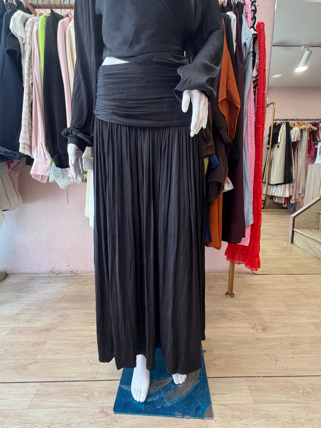 Kennedy criss cross top with pleated skirt